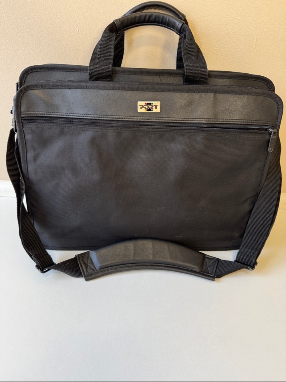 PORT Black Executive Laptop Briefcase - Professional Carry Bag
